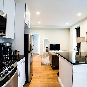Apartment Lower East Side Loft: Soho-adjacent Renovated Haven, New York