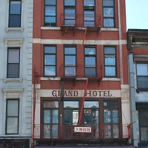 Bowery Grand Hostel