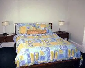 2* Vendégház Bronx